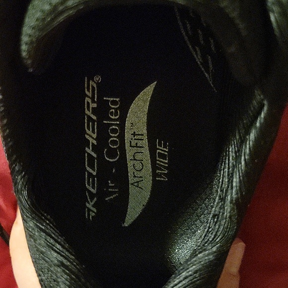 Shoes, 8 1/2, black, Sketchers, arch support, wide, mesh - Picture 4 of 5
